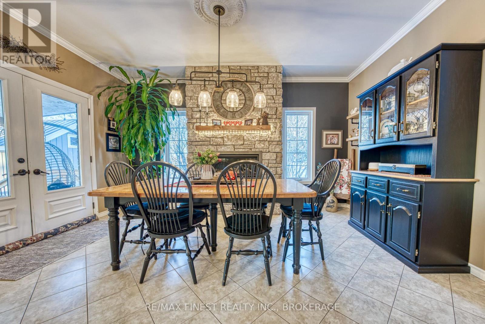 108 Grayrock Crescent, Front Of Leeds & Seeleys Bay, Ontario  K7G 2V4 - Photo 7 - X12840554