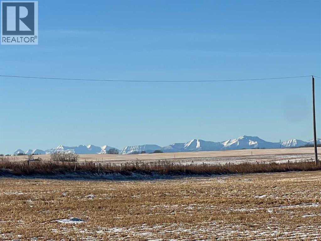 338 Ave E, Rural Foothills County, Alberta  T1V 1N3 - Photo 3 - A2295174