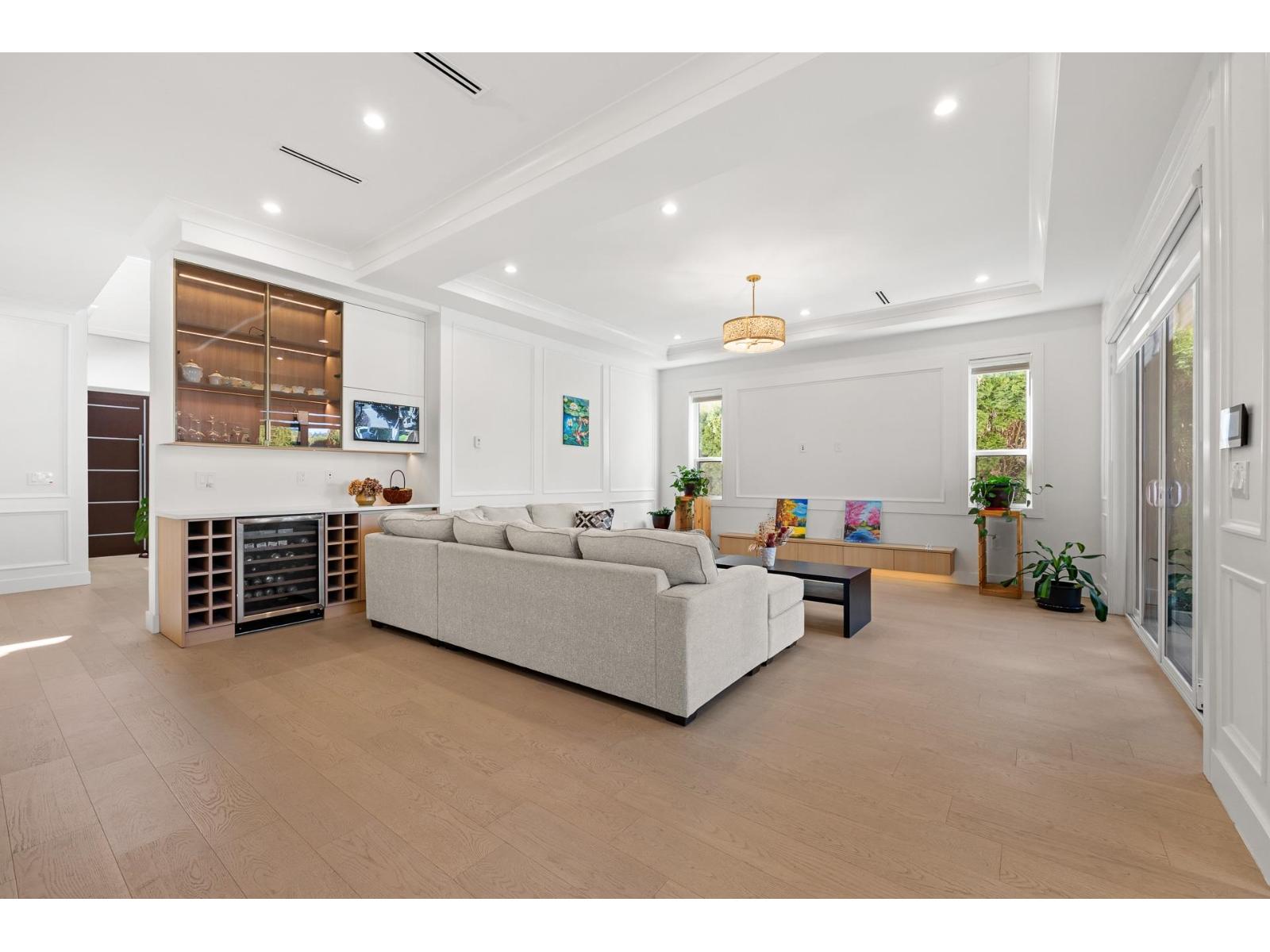 14419 17a Avenue, Surrey, British Columbia V4A 5P5 - Photo 9 - R3104206