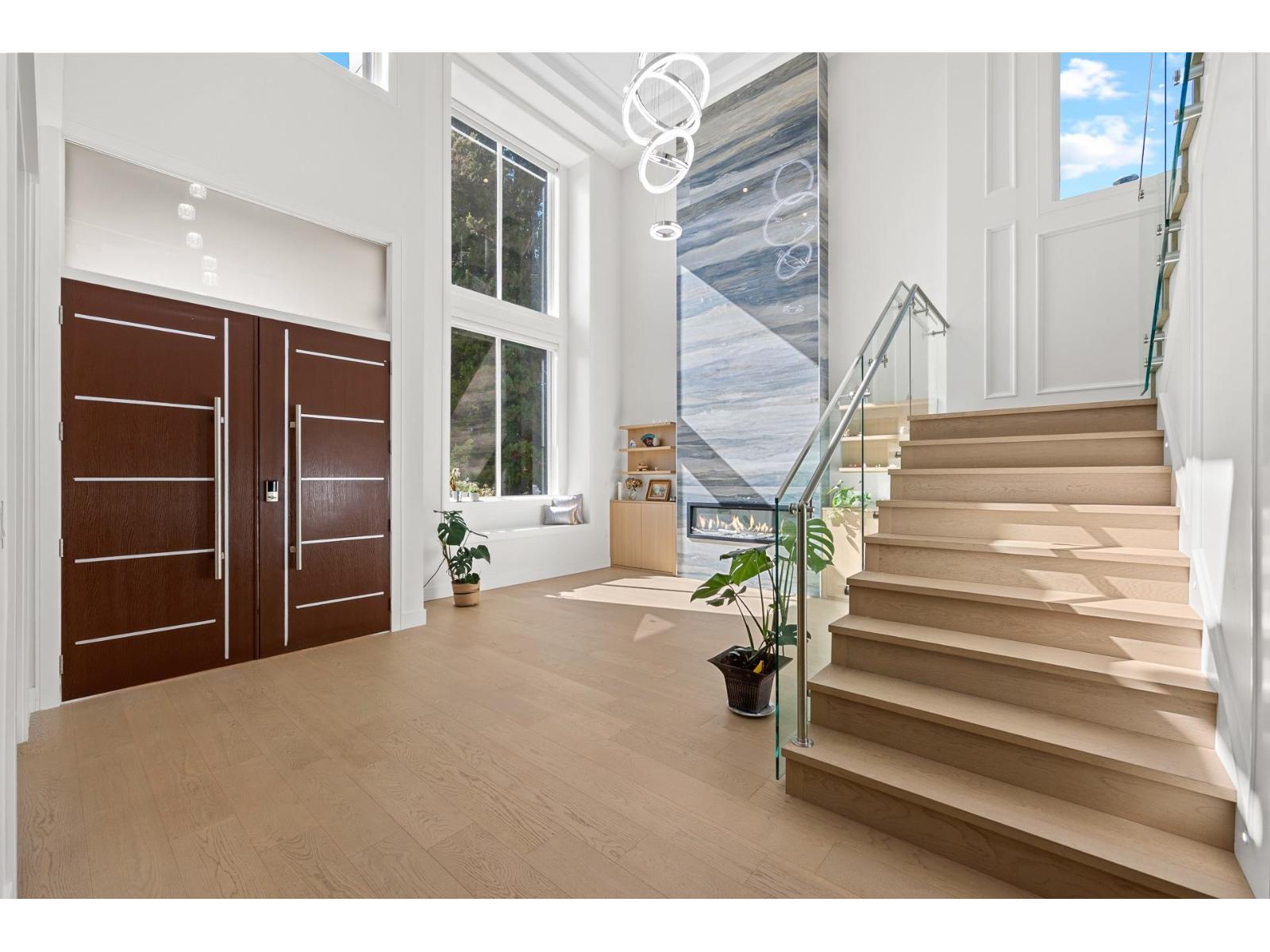 14419 17a Avenue, Surrey, British Columbia V4A 5P5 - Photo 5 - R3104206