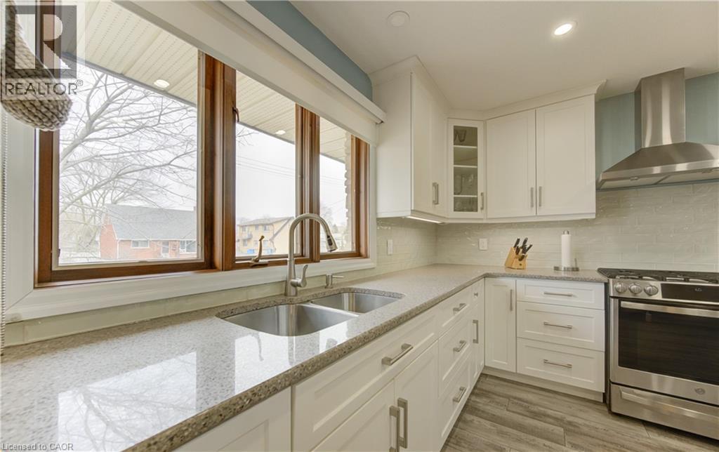 449 Greenfield Avenue, Kitchener, Ontario  N2C 1E9 - Photo 16 - 40814806