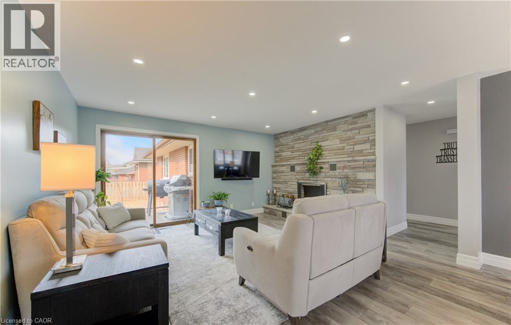 449 Greenfield Avenue, Kitchener, Ontario  N2C 1E9 - Photo 21 - 40814806