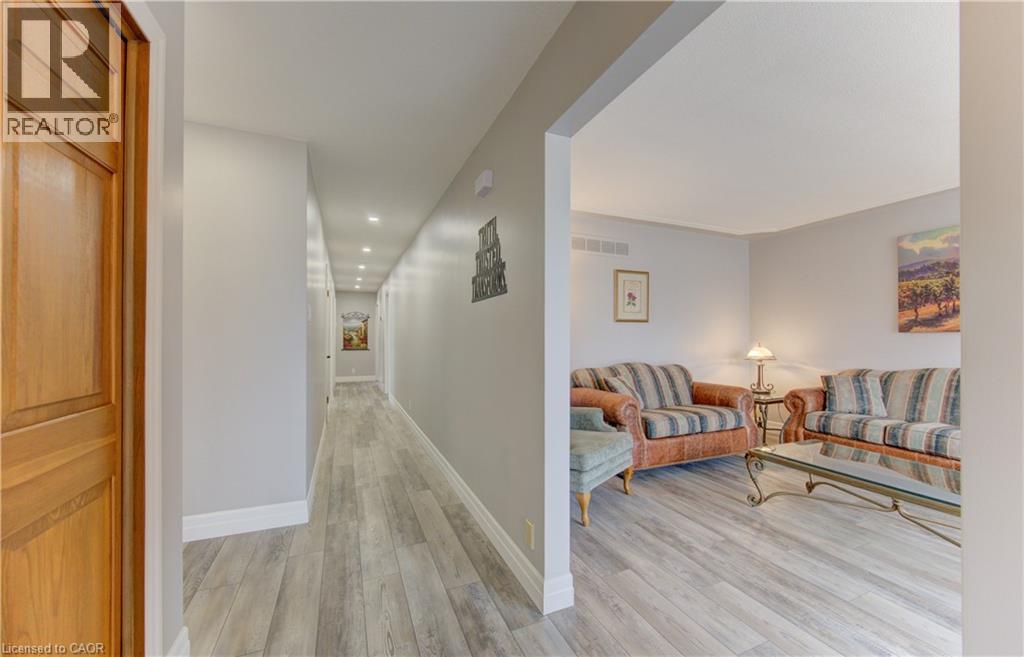 449 Greenfield Avenue, Kitchener, Ontario  N2C 1E9 - Photo 9 - 40814806