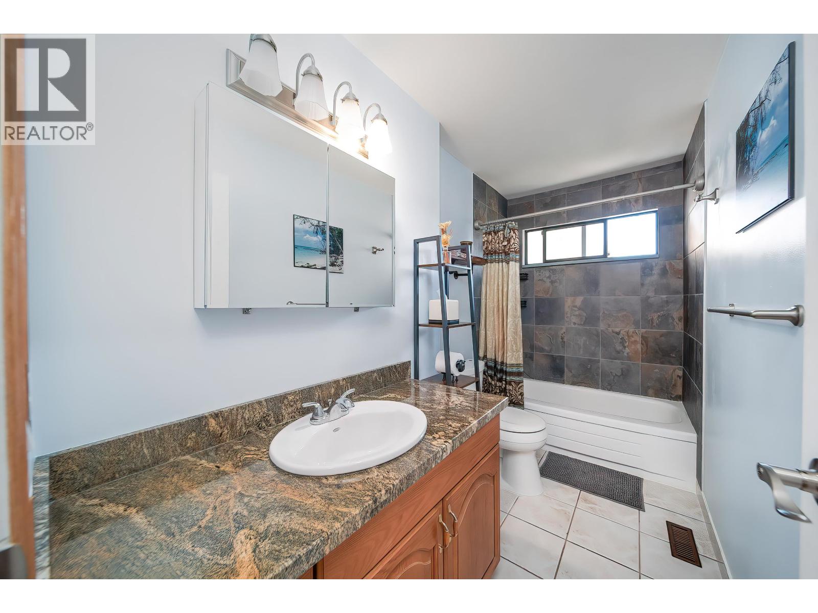 1160 Shelter Crescent, Coquitlam, British Columbia  V3B 5Y5 - Photo 10 - R3098292