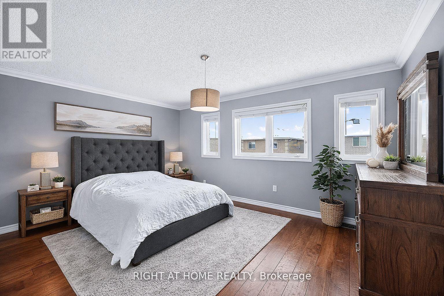 1342 Corm Street, Innisfil, Ontario  L9S 0B2 - Photo 18 - N12931480