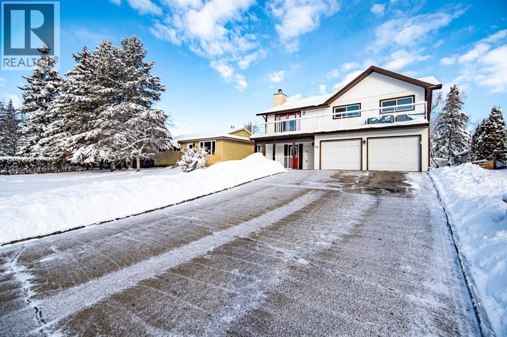 38 45 Street Close, Sylvan Lake, Alberta  T4S 1K7 - Photo 2 - A2293164