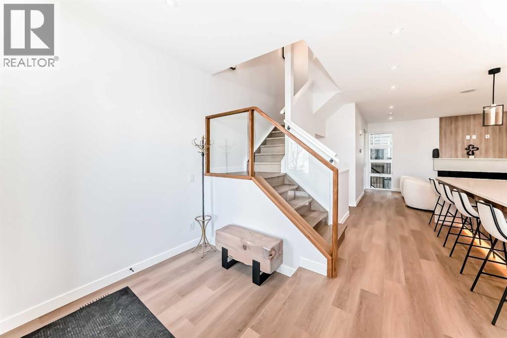 1607 37 Avenue Sw, Calgary, Alberta  T2T 2h2 - Photo 4 - A2286214