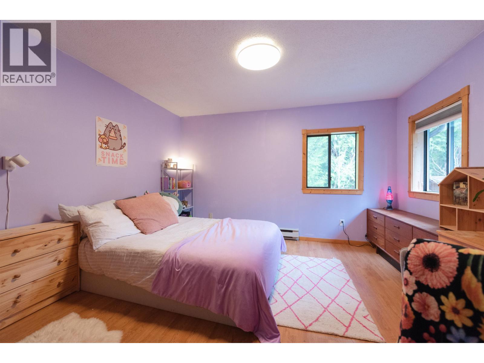 1479 Park Avenue, Roberts Creek, British Columbia V0N 2W2 - Photo 19 - R3087597