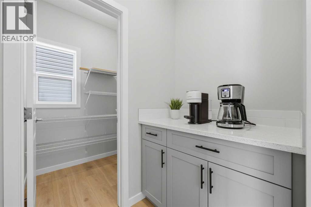 305 Carringsby Way Nw, Calgary, Alberta  T3P 1T6 - Photo 14 - A2296495