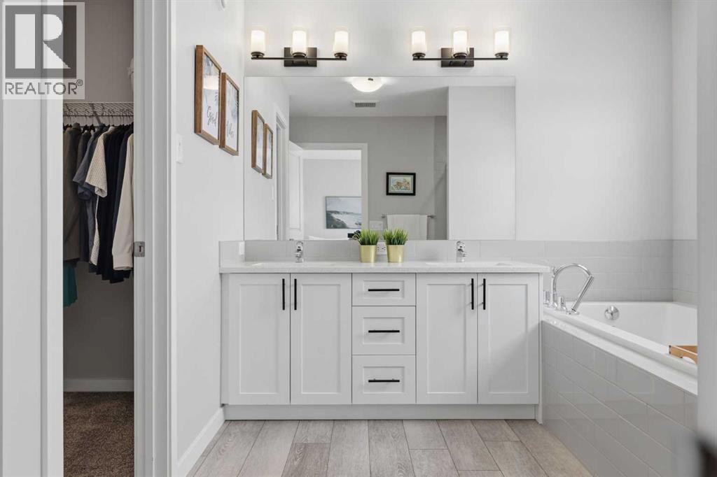 305 Carringsby Way Nw, Calgary, Alberta  T3P 1T6 - Photo 28 - A2296495