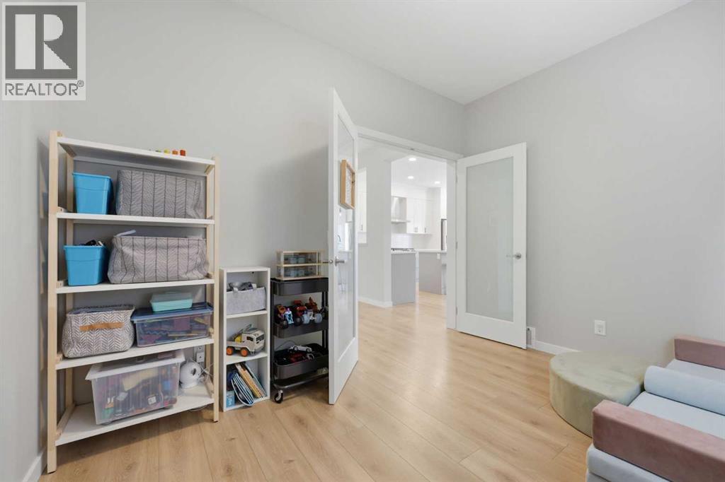 305 Carringsby Way Nw, Calgary, Alberta  T3P 1T6 - Photo 18 - A2296495