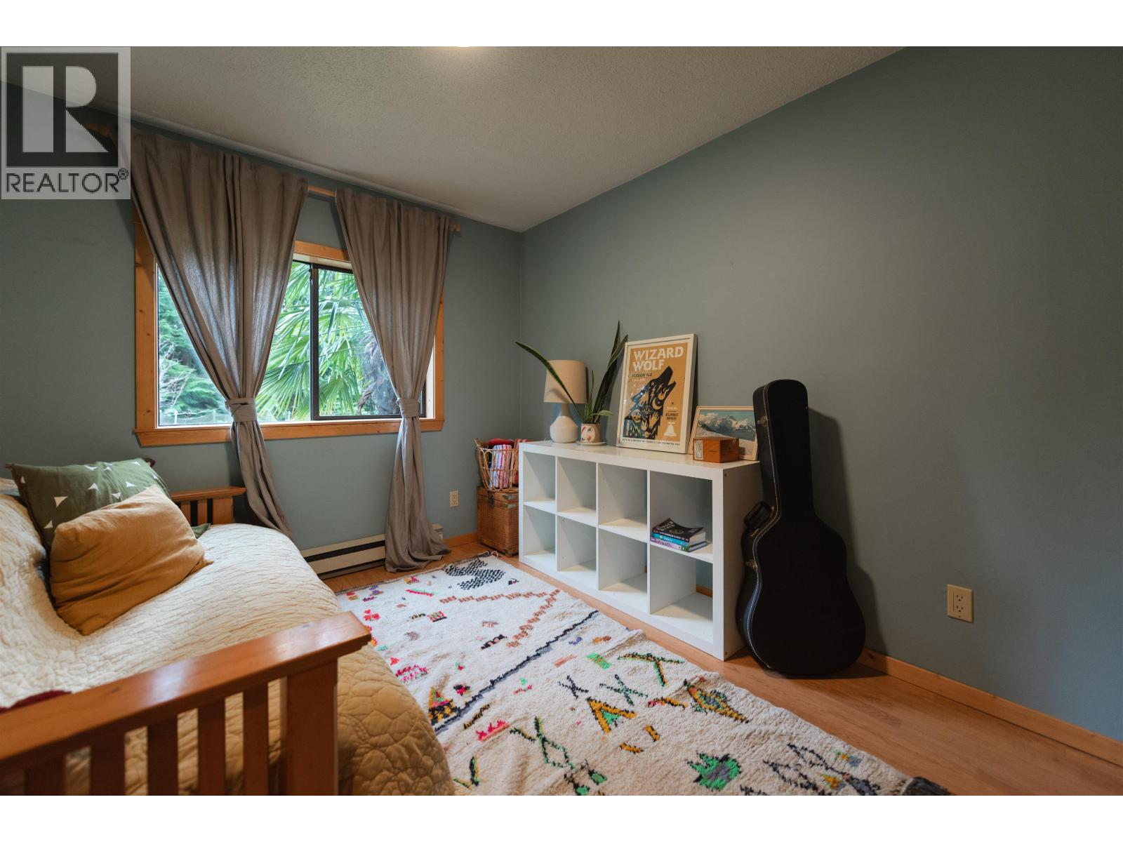 1479 Park Avenue, Roberts Creek, British Columbia V0N 2W2 - Photo 18 - R3087597