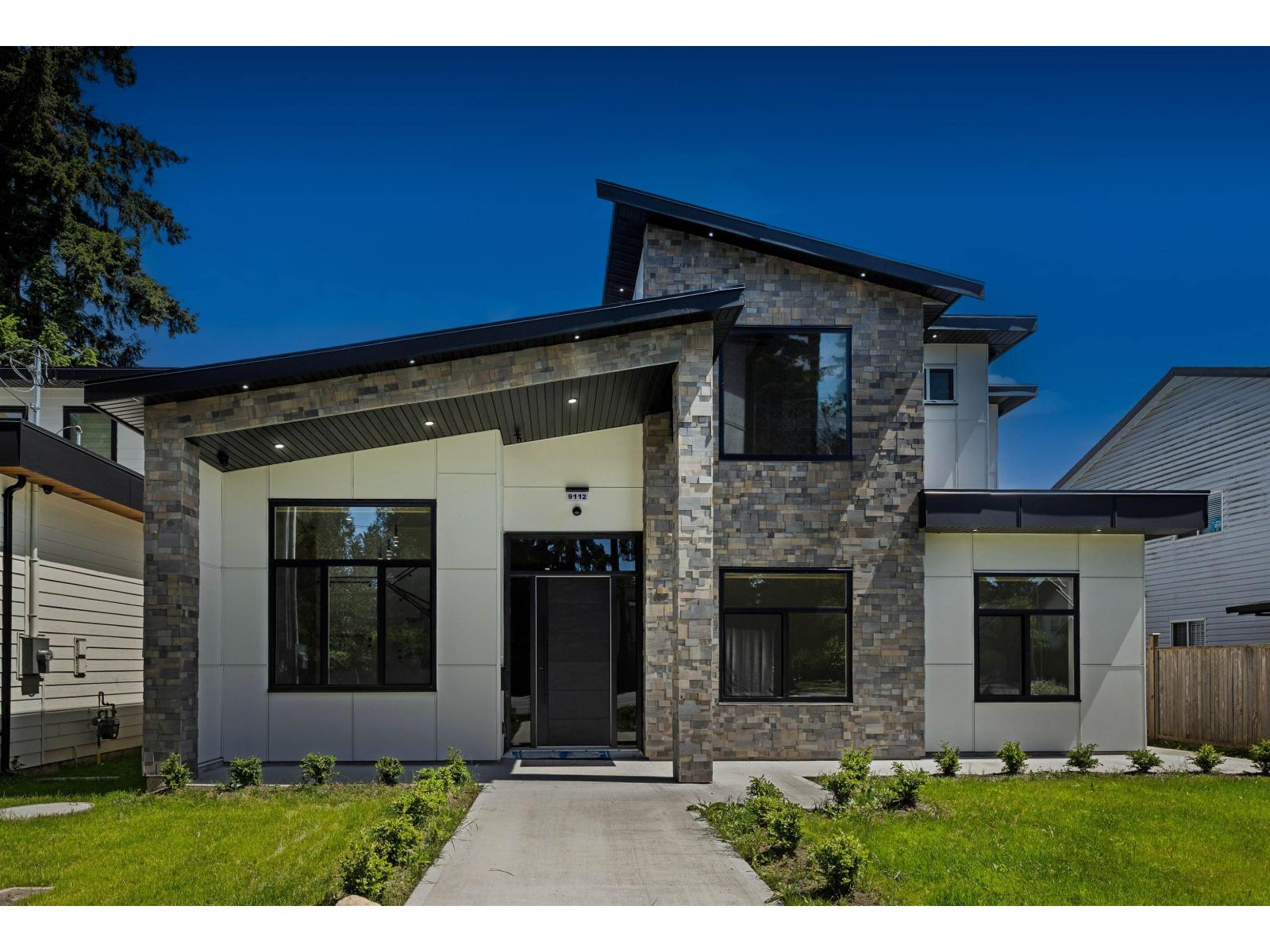 9112 156 Street, Surrey, British Columbia V3R 5Y8 - Photo 1 - R3081026