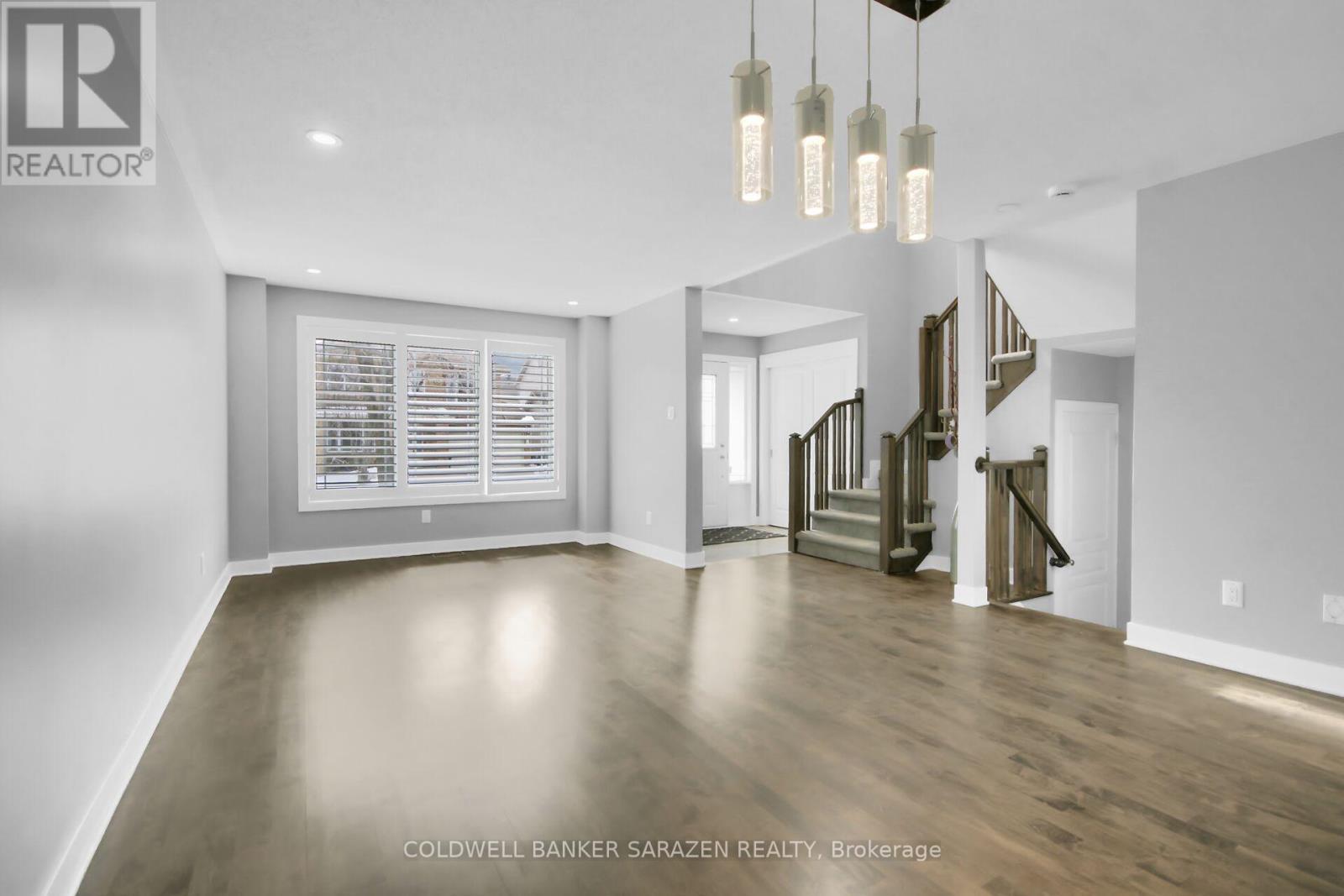 715 Clearbrook Drive, Ottawa, Ontario  K2J 5P1 - Photo 6 - X12931502