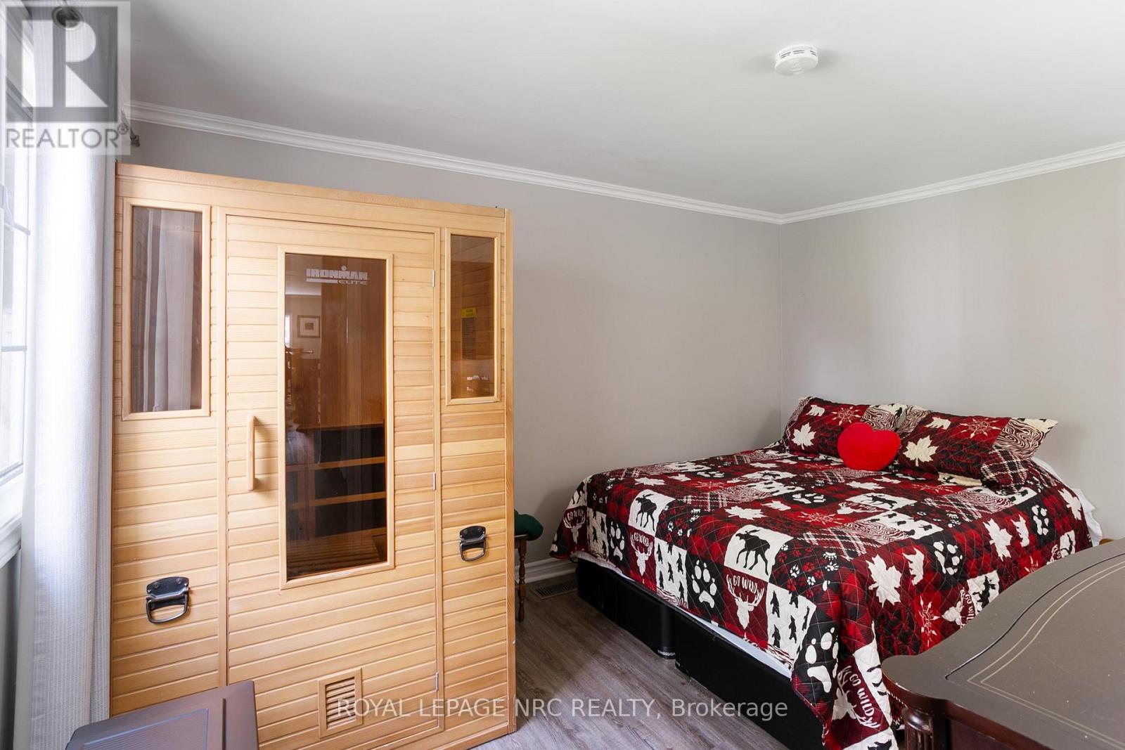 98 Haun Road, Fort Erie, Ontario  L0S 1B0 - Photo 13 - X12931500