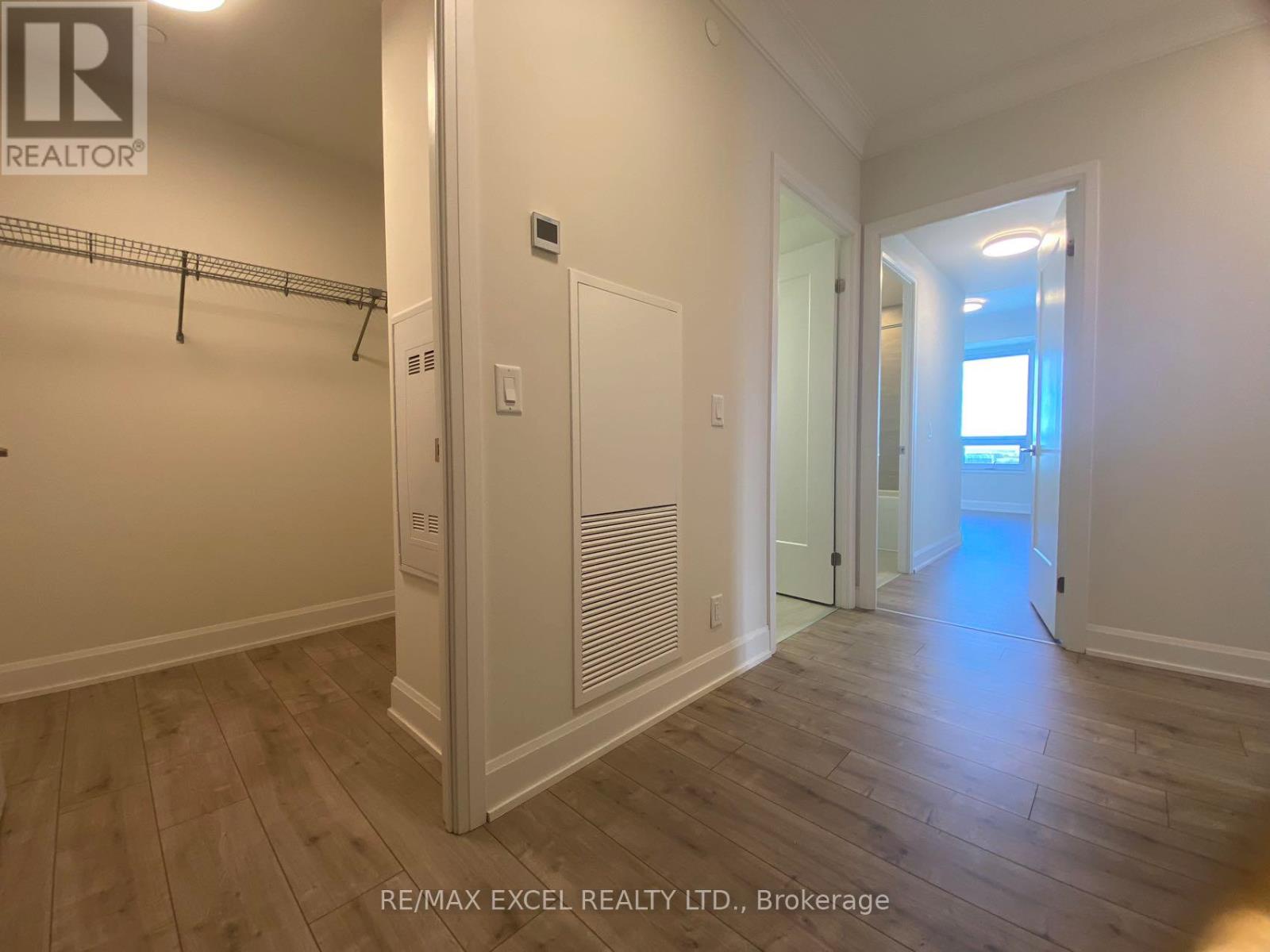 2001 - 38 Water Walk Drive, Markham, Ontario L3R 6M8 - Photo 7 - N12931492