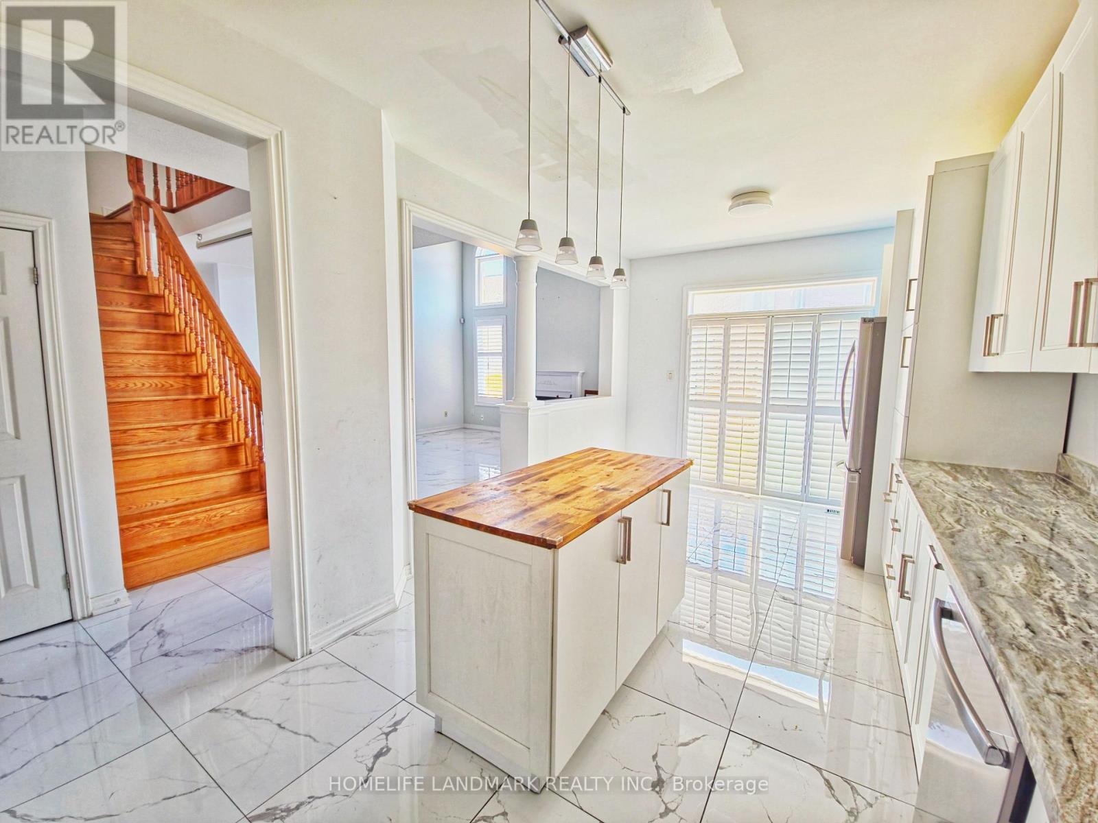 127 Rizal Avenue, Markham, Ontario L6B 0E5 - Photo 16 - N12931494