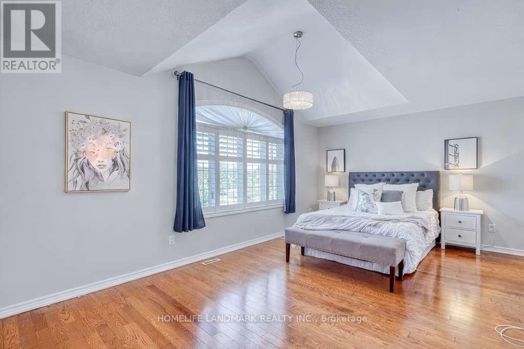 127 Rizal Avenue, Markham, Ontario L6B 0E5 - Photo 20 - N12931494