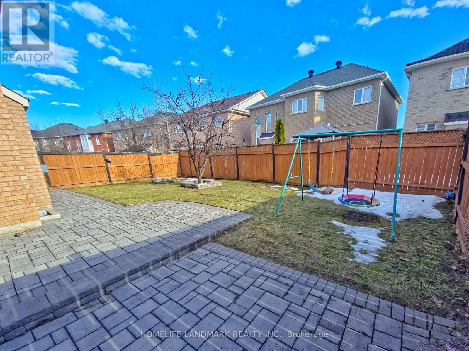 127 Rizal Avenue, Markham, Ontario L6B 0E5 - Photo 35 - N12931494