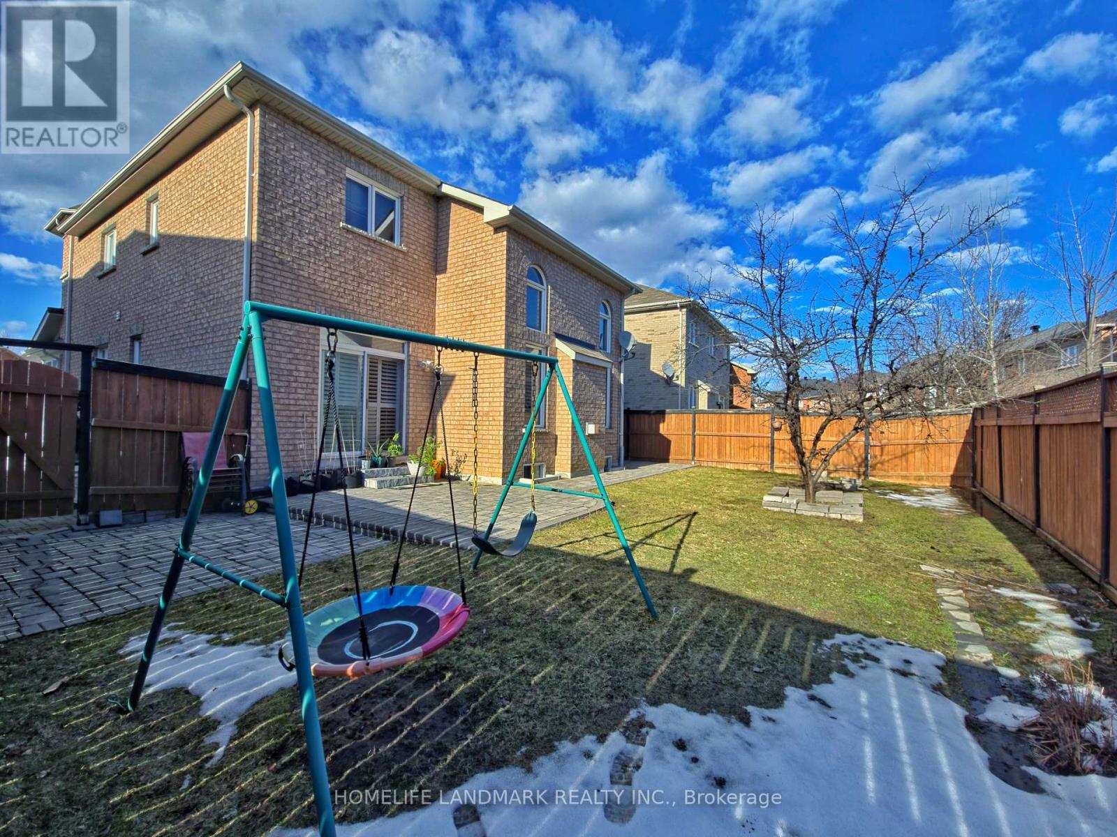 127 Rizal Avenue, Markham, Ontario L6B 0E5 - Photo 36 - N12931494