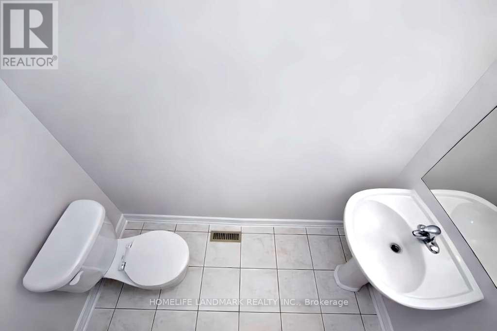 127 Rizal Avenue, Markham, Ontario L6B 0E5 - Photo 8 - N12931494