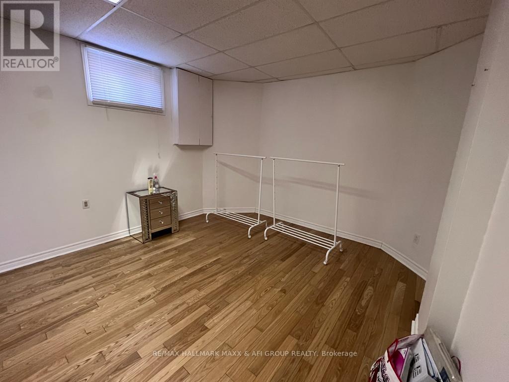 Lower - 625 Carrville Road, Richmond Hill, Ontario  L4C 6E5 - Photo 12 - N12931504