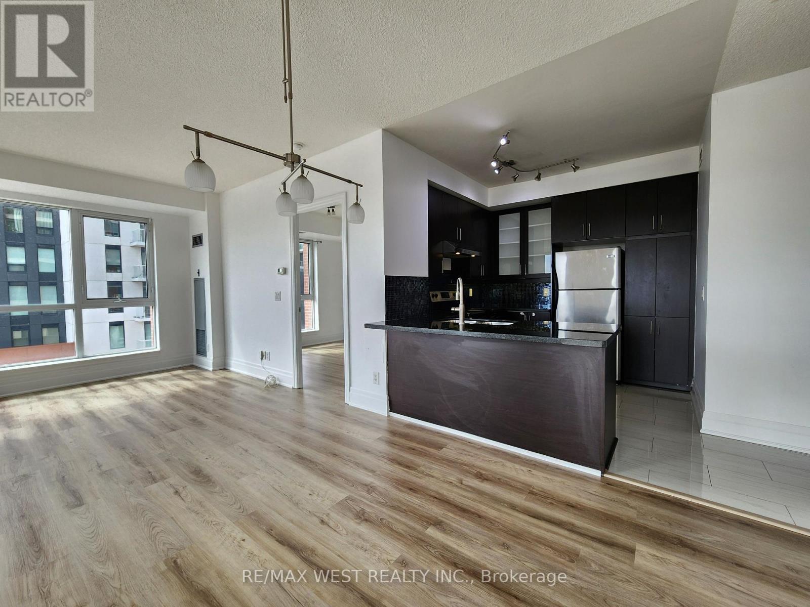 409a - 1 Upper Duke Crescent, Markham, Ontario  L6G 0B6 - Photo 10 - N12931162