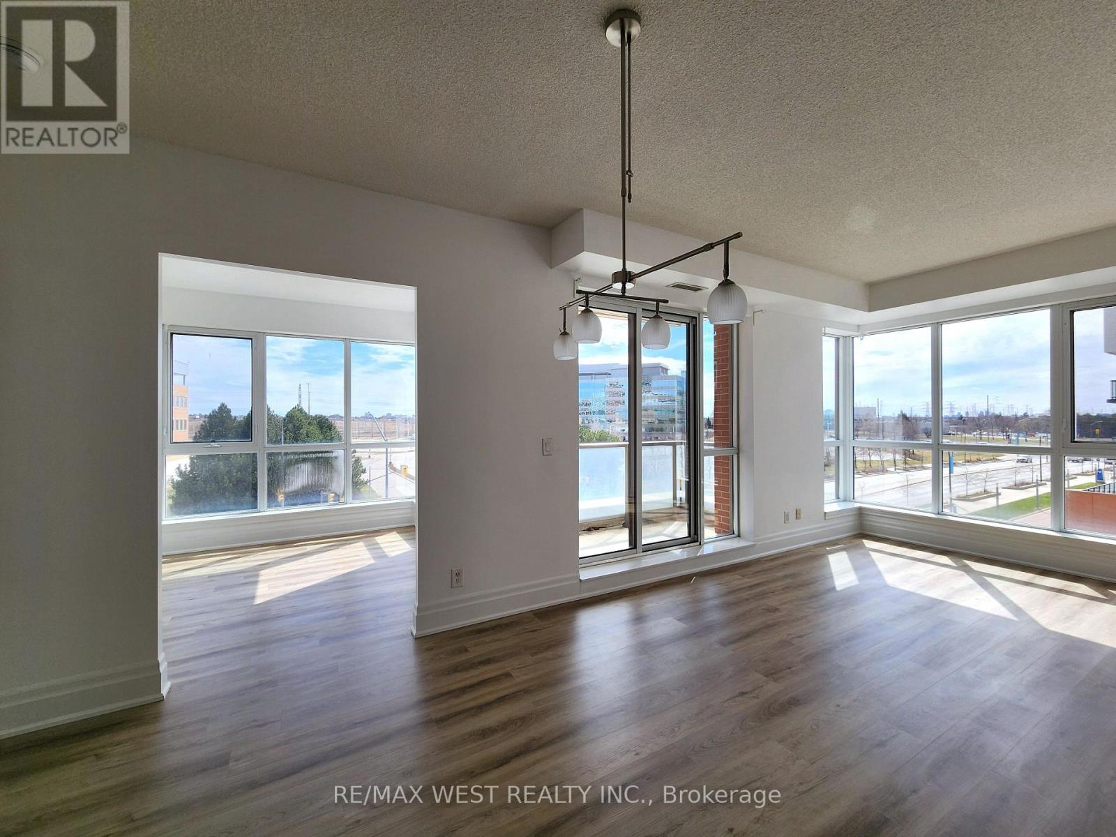 409a - 1 Upper Duke Crescent, Markham, Ontario  L6G 0B6 - Photo 11 - N12931162