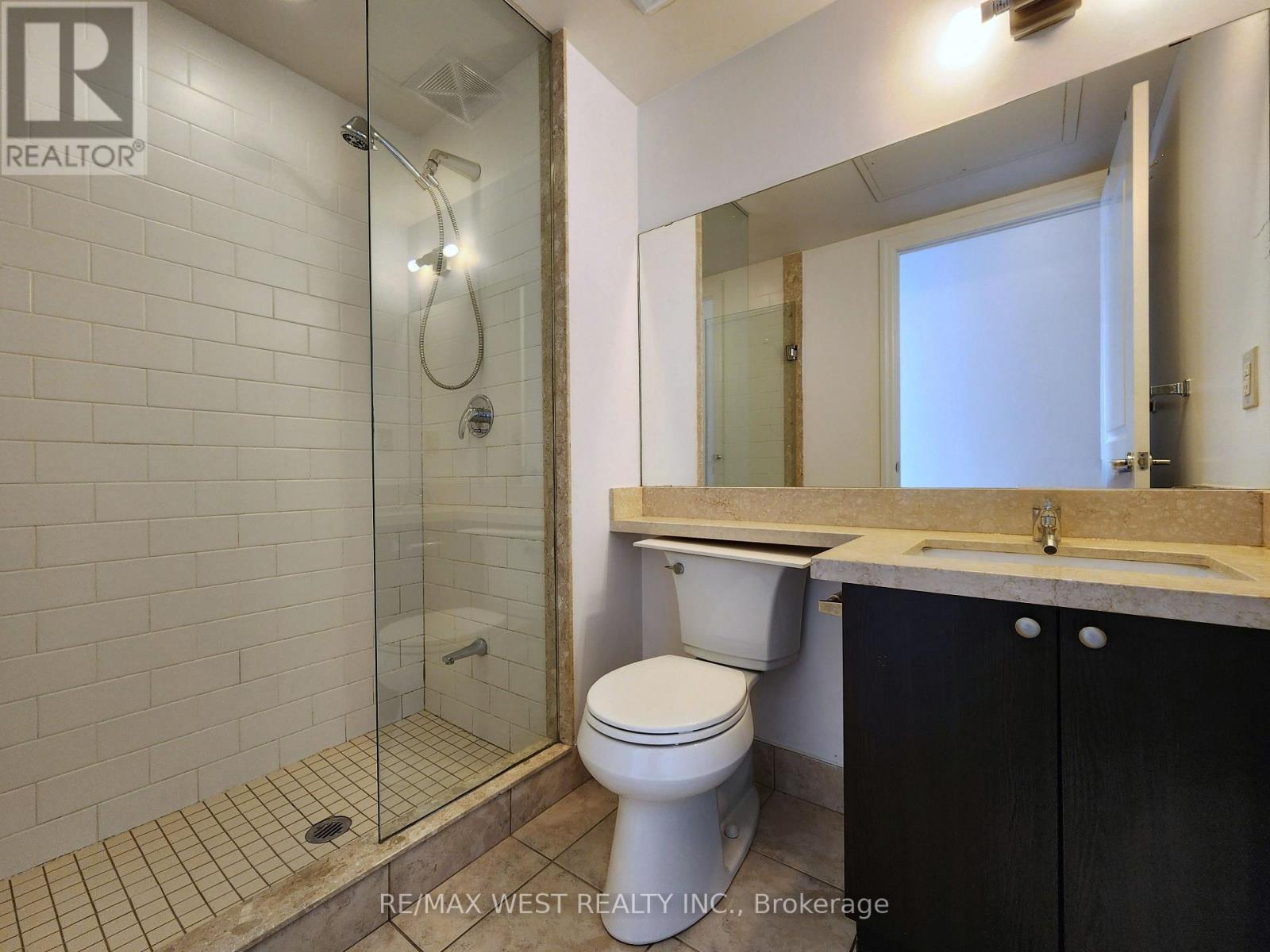 409a - 1 Upper Duke Crescent, Markham, Ontario  L6G 0B6 - Photo 16 - N12931162