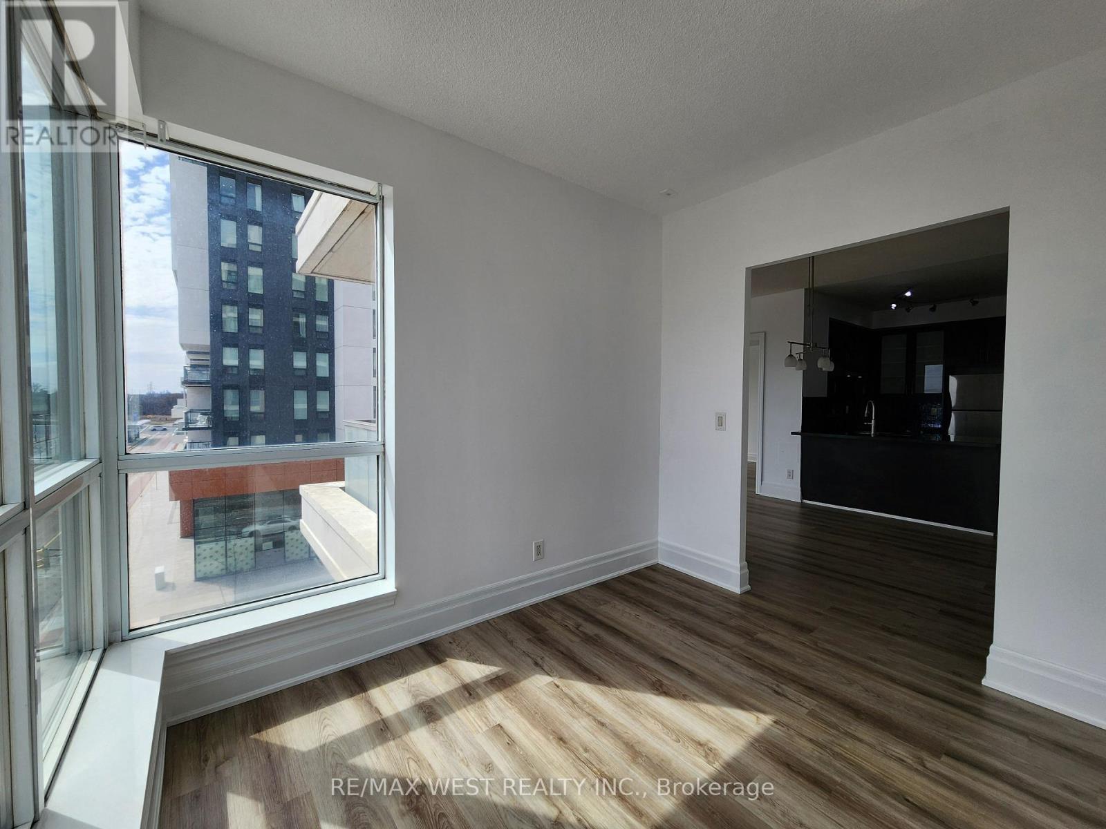 409a - 1 Upper Duke Crescent, Markham, Ontario  L6G 0B6 - Photo 18 - N12931162