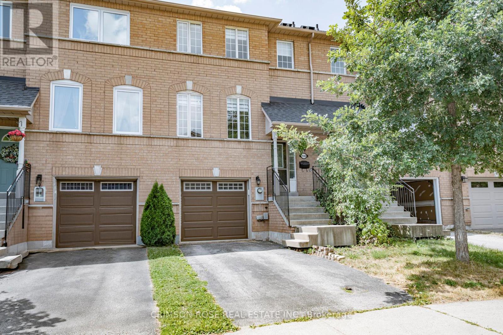 2569 GILL CRESCENT, Oakville, Ontario