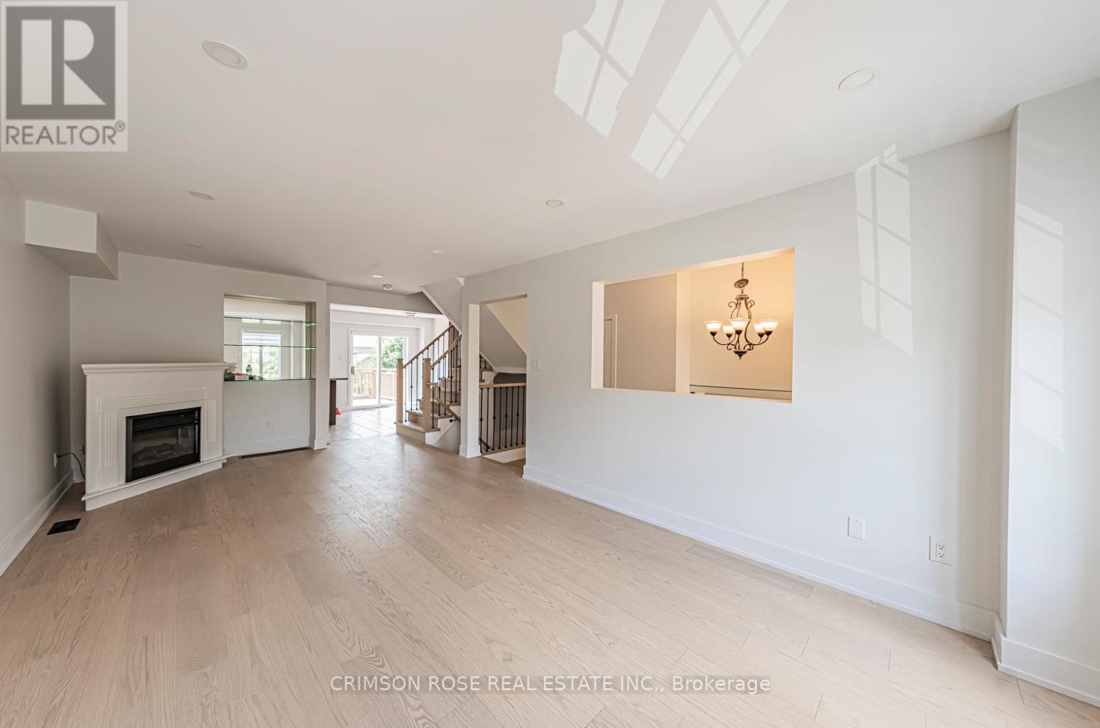 2569 Gill Crescent, Oakville, Ontario  L6H 6P3 - Photo 14 - W12931508