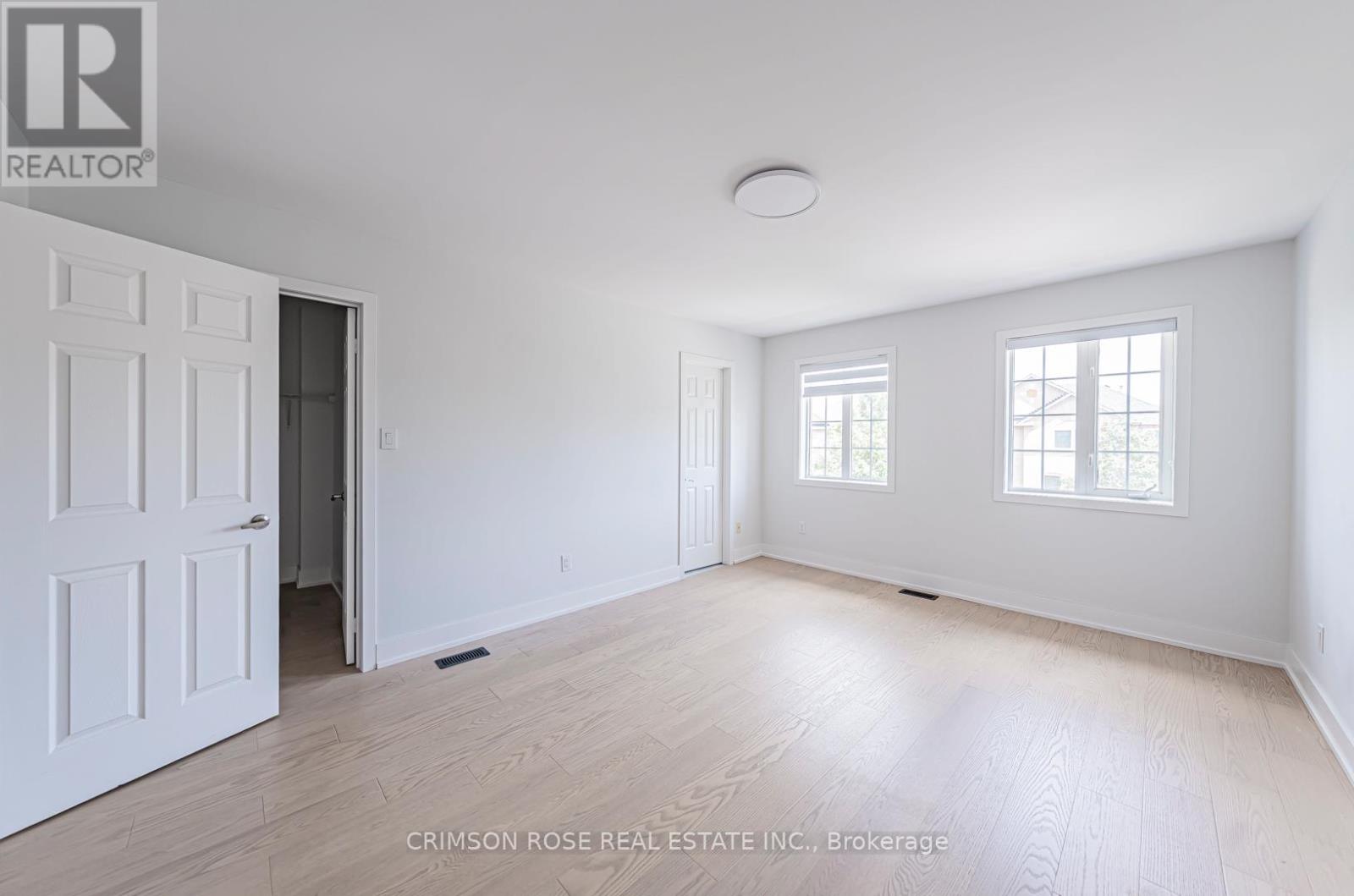 2569 Gill Crescent, Oakville, Ontario  L6H 6P3 - Photo 26 - W12931508