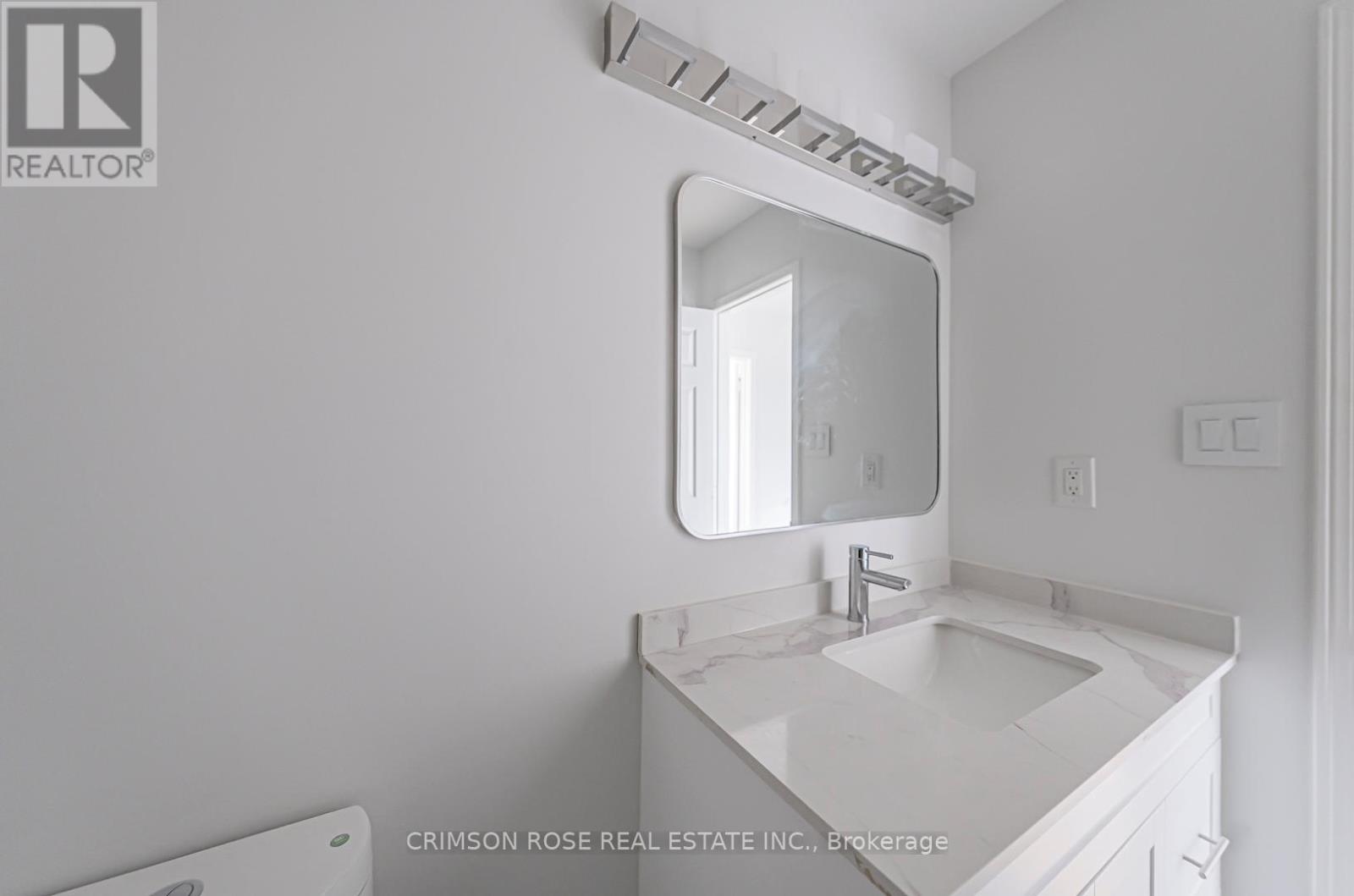 2569 Gill Crescent, Oakville, Ontario  L6H 6P3 - Photo 33 - W12931508