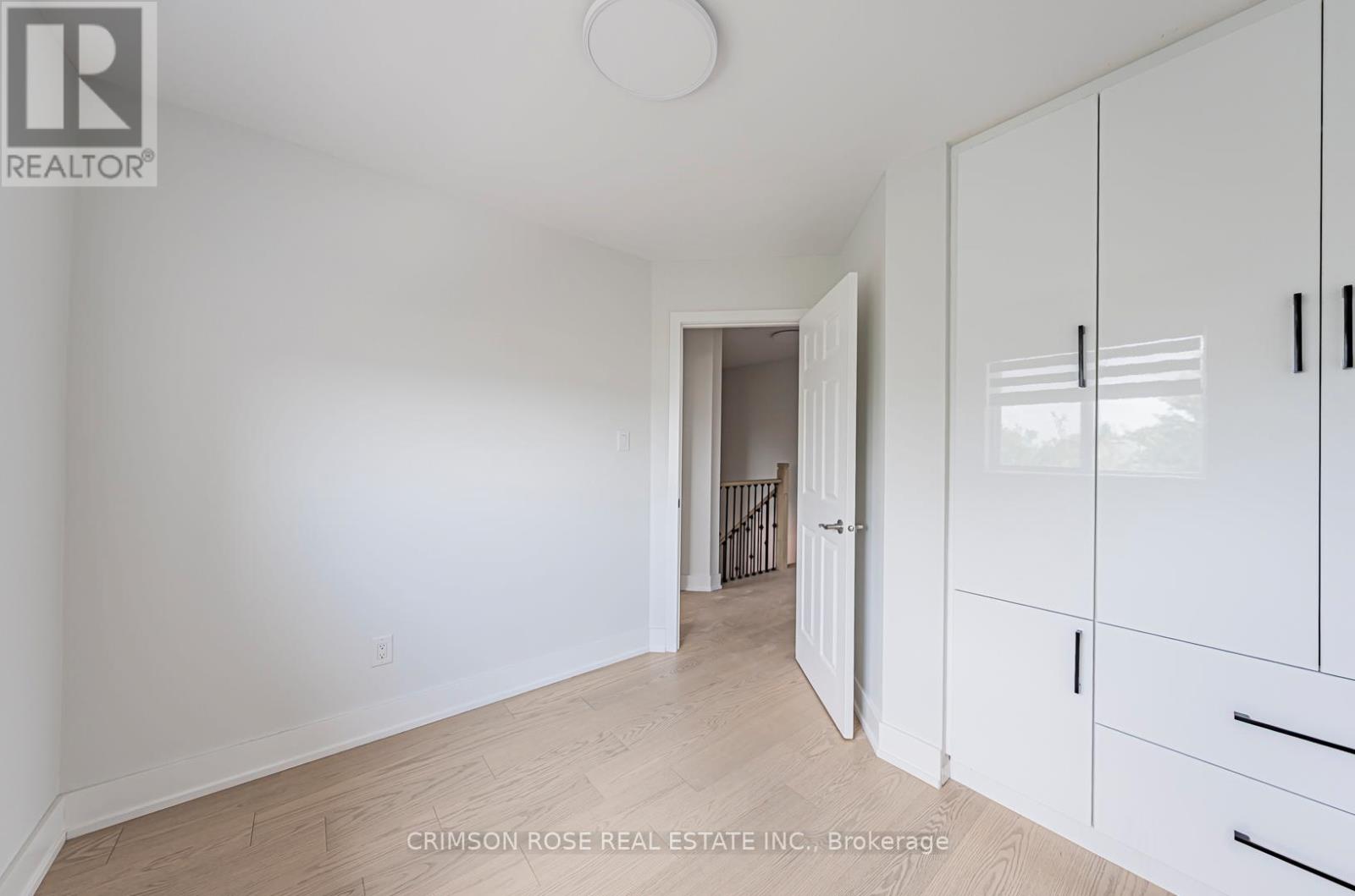 2569 Gill Crescent, Oakville, Ontario  L6H 6P3 - Photo 37 - W12931508