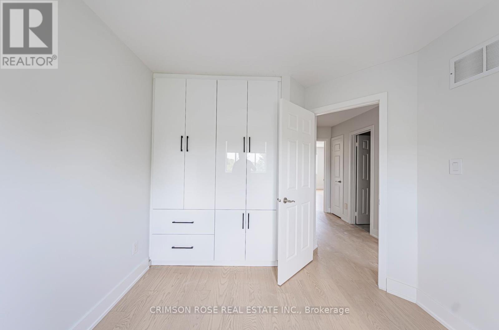 2569 Gill Crescent, Oakville, Ontario  L6H 6P3 - Photo 40 - W12931508