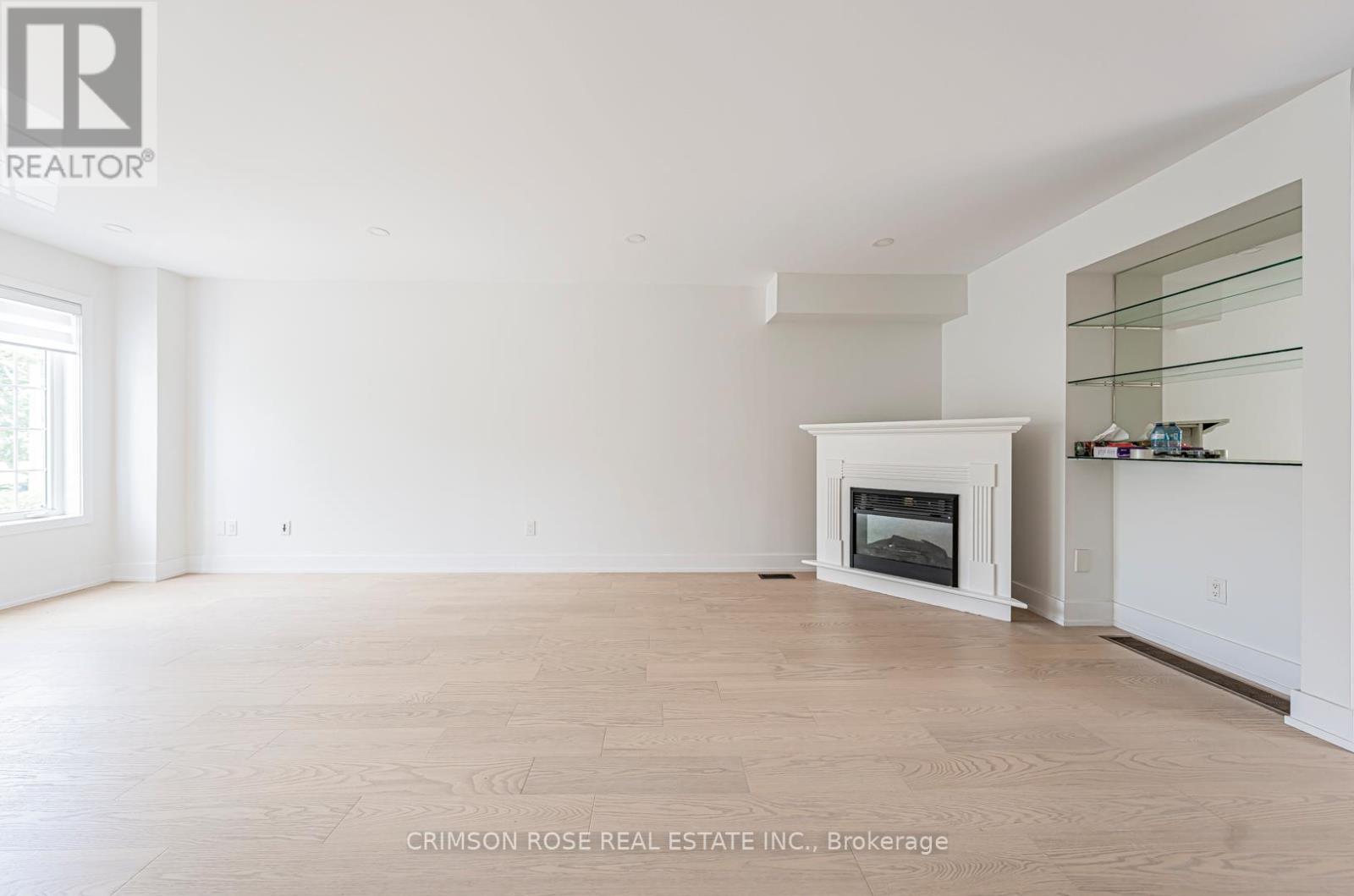 2569 Gill Crescent, Oakville, Ontario  L6H 6P3 - Photo 9 - W12931508