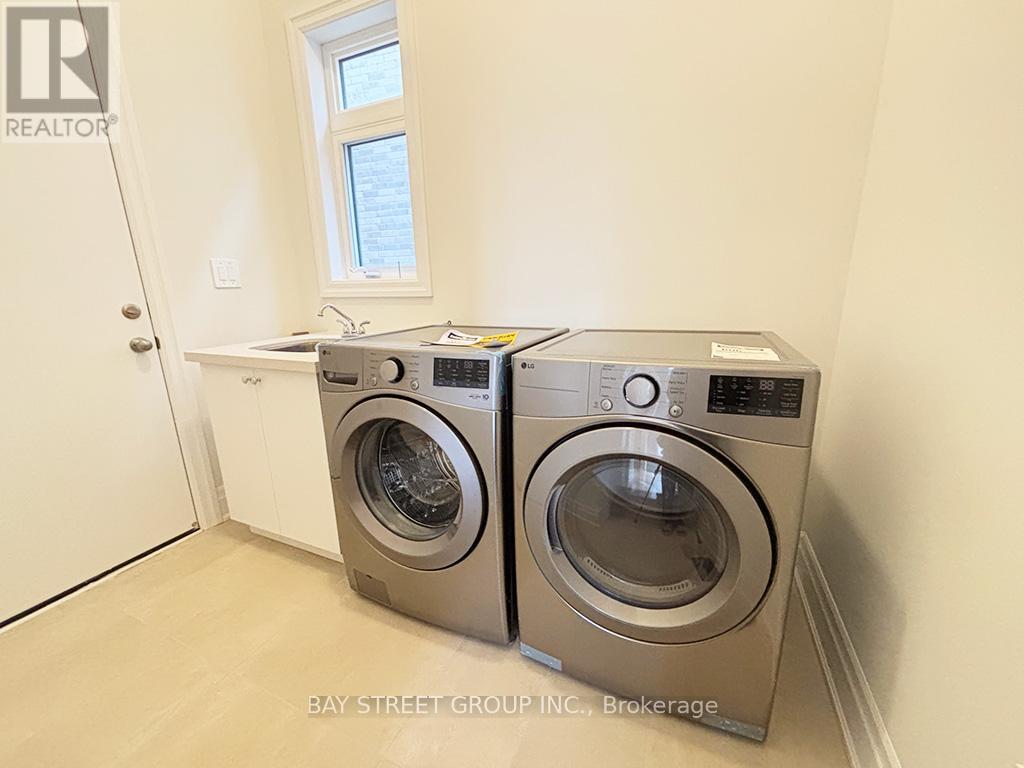 278 Archerhill Circle, Aurora, Ontario  L4G 4E2 - Photo 14 - N12884566