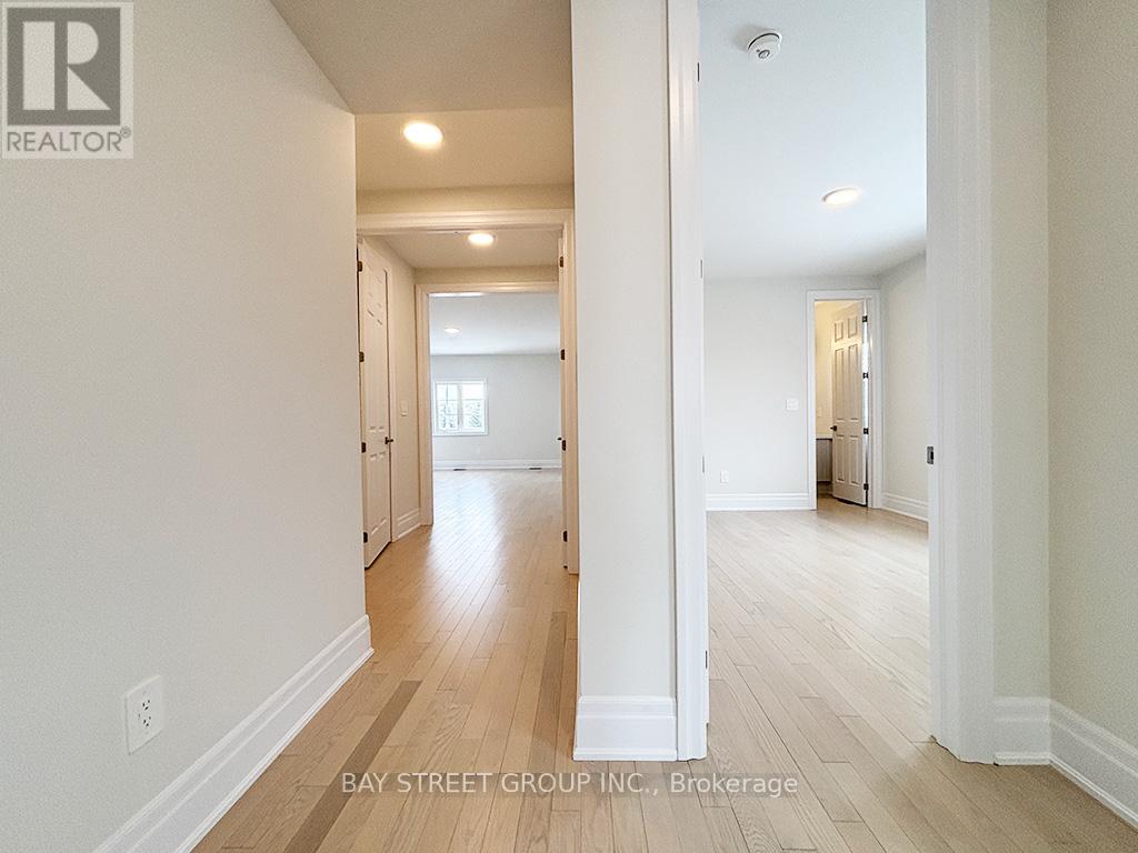 278 Archerhill Circle, Aurora, Ontario  L4G 4E2 - Photo 17 - N12884566