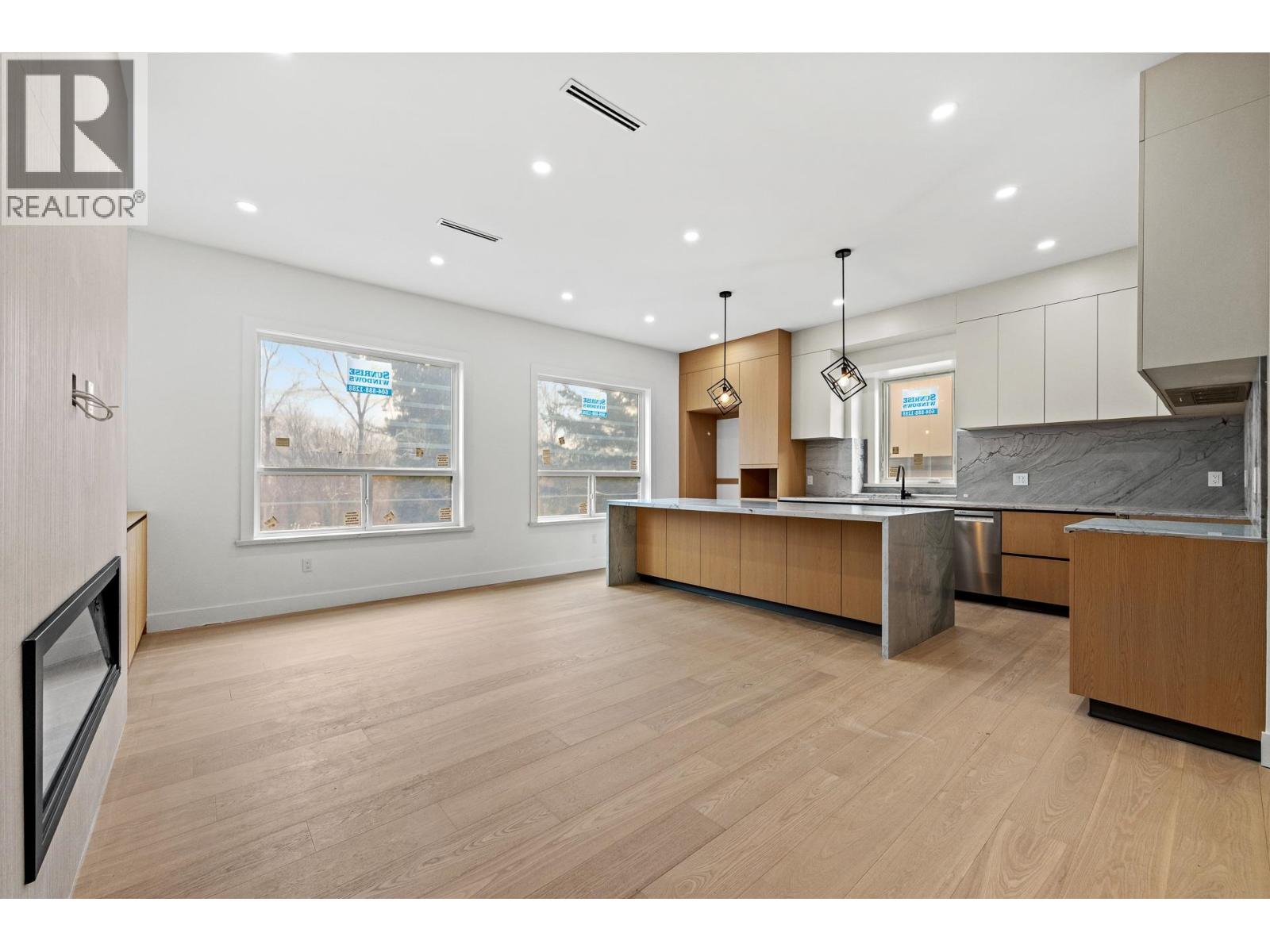 3 5091 Buxton Street, Burnaby, British Columbia  V5H 1J7 - Photo 8 - R3086941