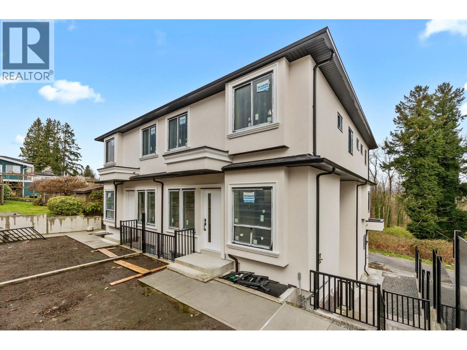 3 5091 BUXTON STREET, Burnaby, British Columbia