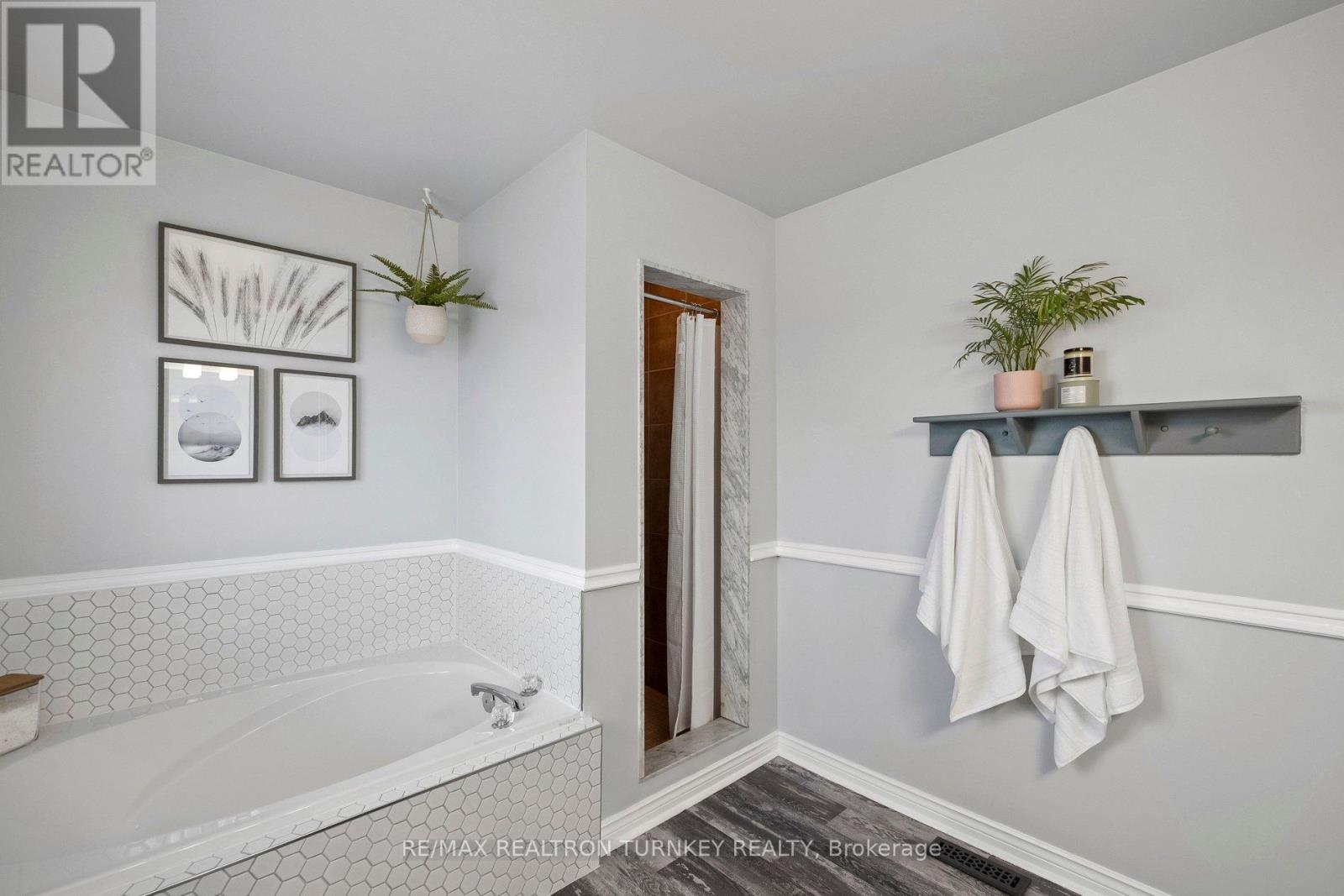 323 Harry Beer Court, Newmarket, Ontario  L3Y 8M2 - Photo 26 - N12924916