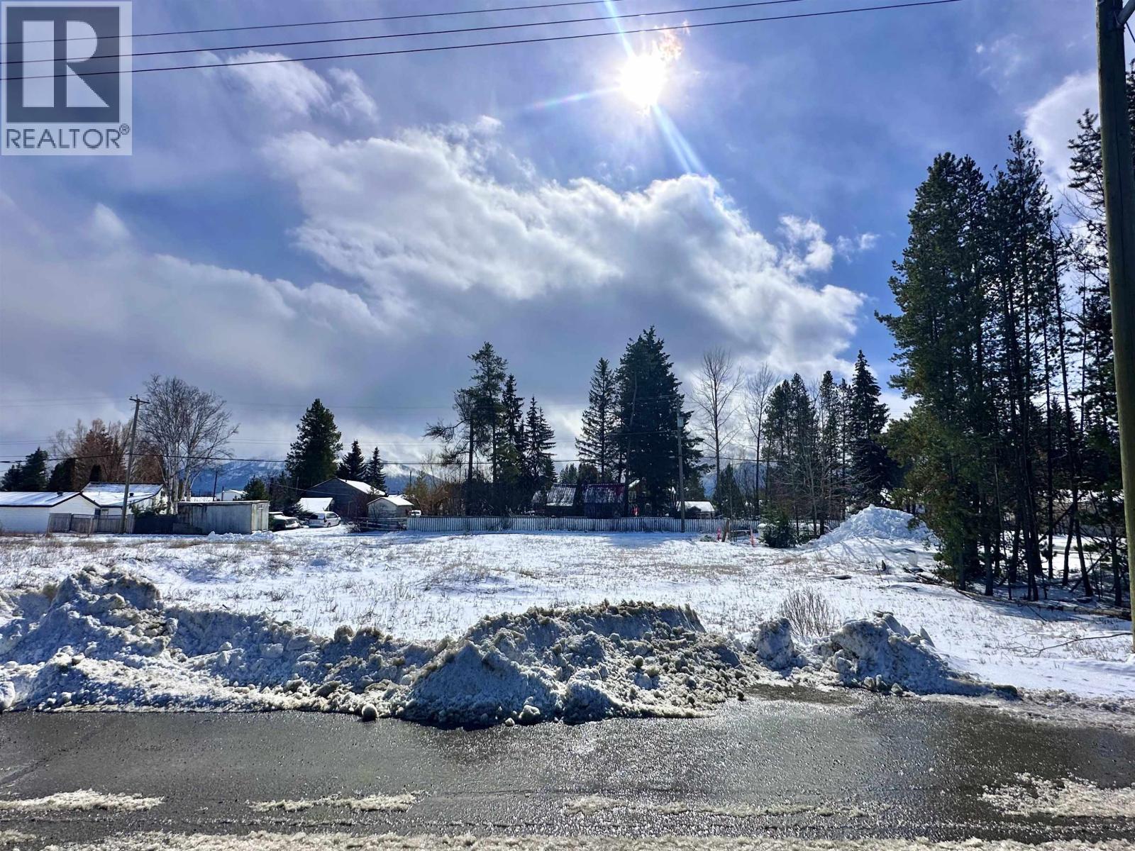 1123 5TH AVENUE, Valemount, British Columbia