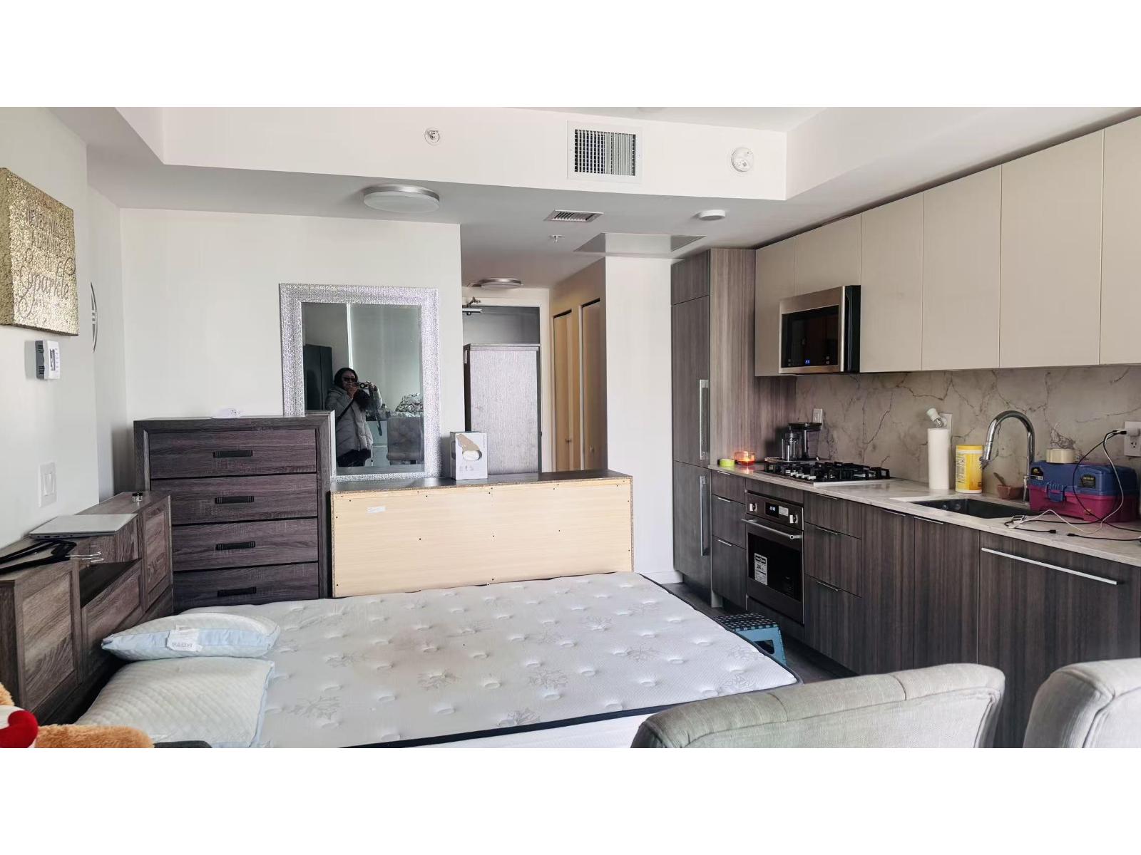 407 10333 133 Street, Surrey, British Columbia  V3V 3T3 - Photo 7 - R3102220