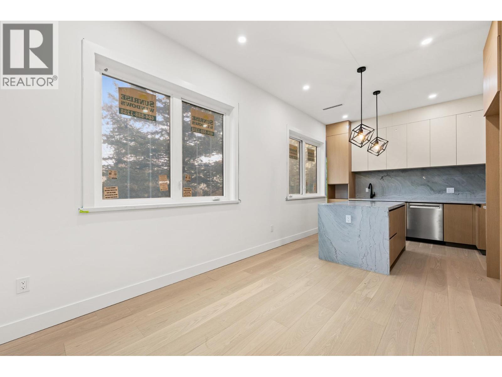 4 5115 Buxton Street, Burnaby, British Columbia  V5H 1J7 - Photo 7 - R3086944