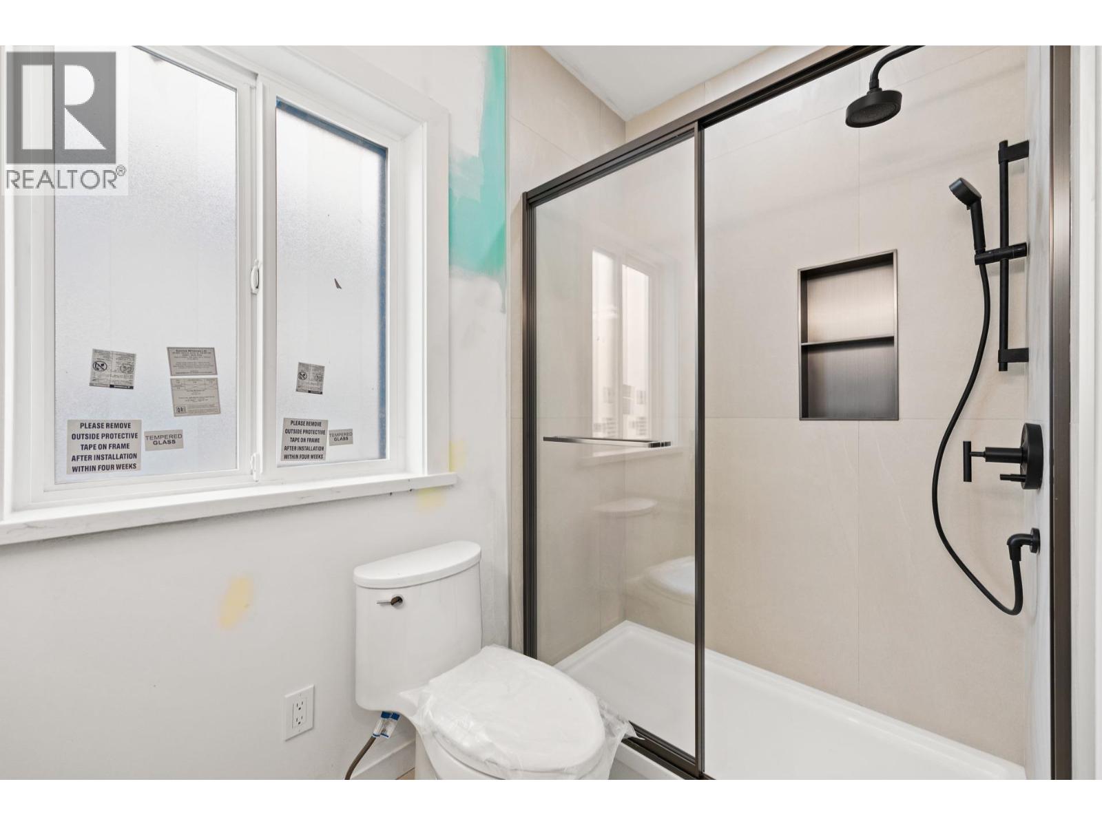 4 5115 Buxton Street, Burnaby, British Columbia  V5H 1J7 - Photo 13 - R3086944