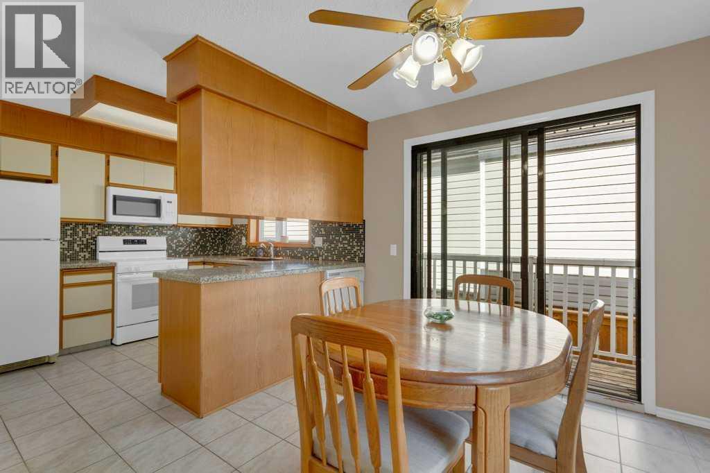 3046 28a Street SE, Calgary, Alberta  T2B 0S2 - Photo 6 - A2296642