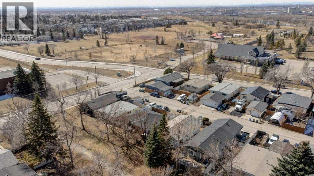 3046 28a Street SE, Calgary, Alberta  T2B 0S2 - Photo 36 - A2296642