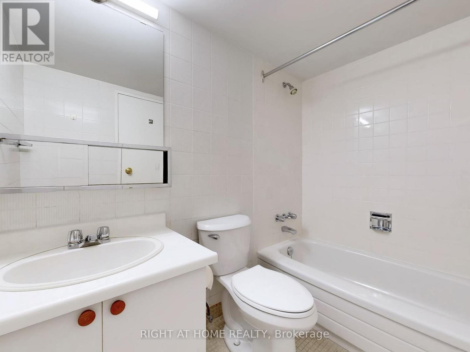 1602 - 133 Torresdale Avenue, Toronto, Ontario  M2R 3T2 - Photo 24 - C12931536