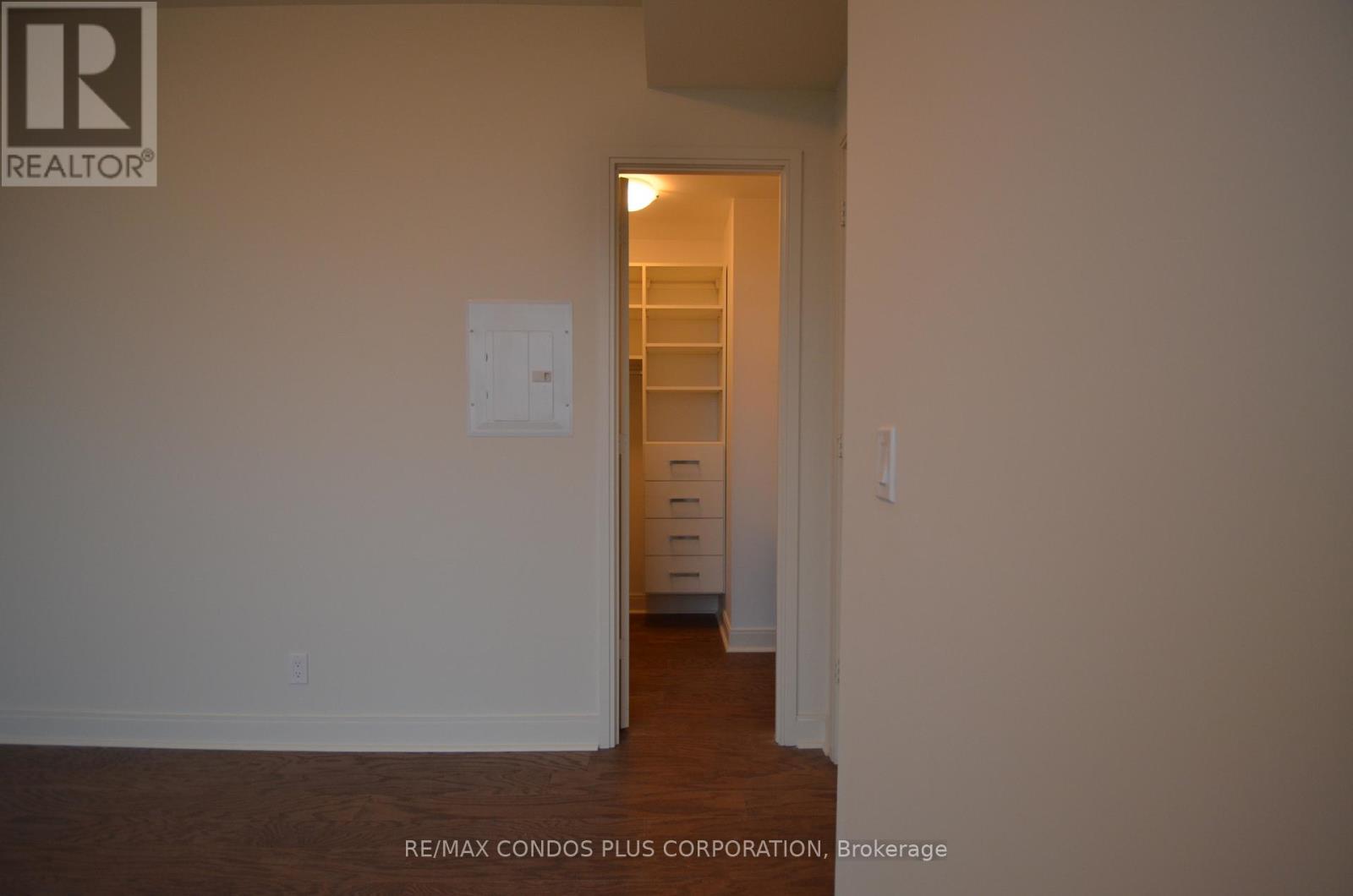 2303 - 825 Church Street, Toronto, Ontario  M4W 3Z4 - Photo 9 - C12931544